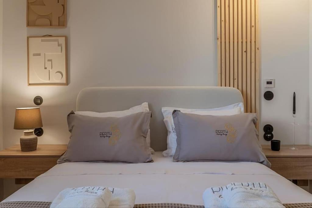 Perth Luxury Living, Athens