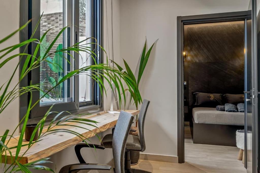 Perth Luxury Living, * Athene