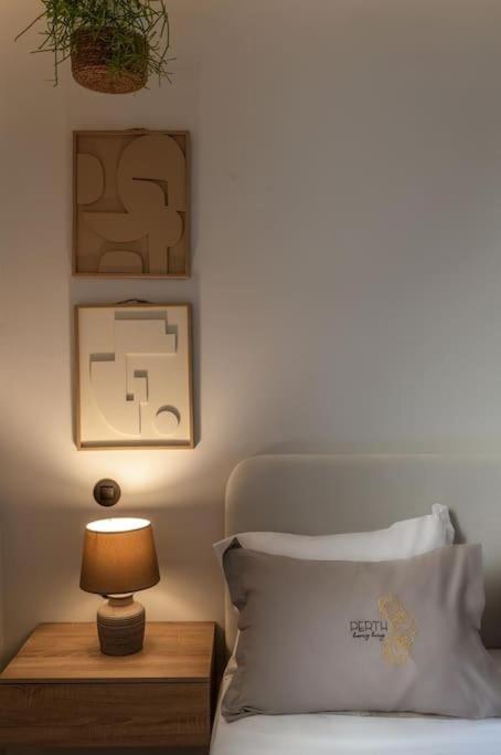 Perth Luxury Living, * 雅典